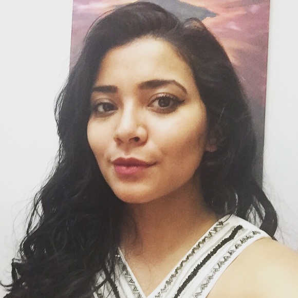 Meet your Posher, Monisha - Picture 1 of 1